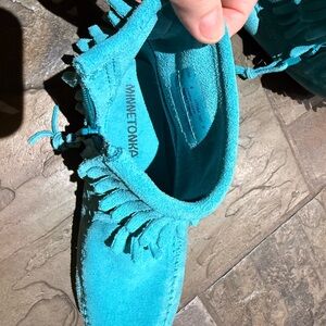 Minnetonka Bright Blue Fringe Moccasins